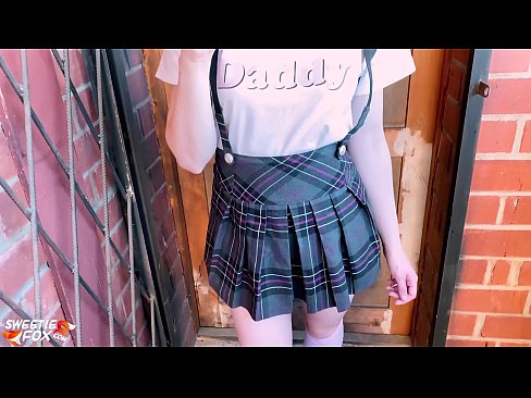 ❤️ Schoolgirl sûget har lul djip en neukt ynstee fan klassen. ❤ Pornofideo op fy.dreamlandpassionfever.ru ❌️