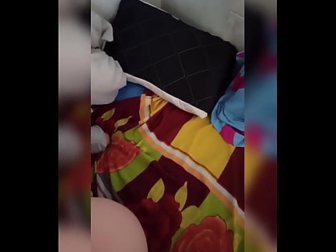 ❤️ Myn keamergenoat bliuwt allinnich thús want har man giet op fakânsje en ik nim de kâns oan om har te neuken en har kont fol mei molke ❤ Pornofideo op fy.dreamlandpassionfever.ru ❌️